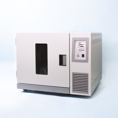진탕 배양기Shaking IncubatorChamber-type/125L0℃~80℃ Model: LI-BS100L